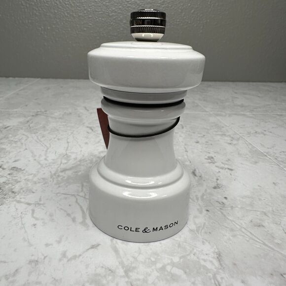 Cole & Mason Hoxton Salt Mill Salt Grinder White Gloss - Picture 6 of 9
